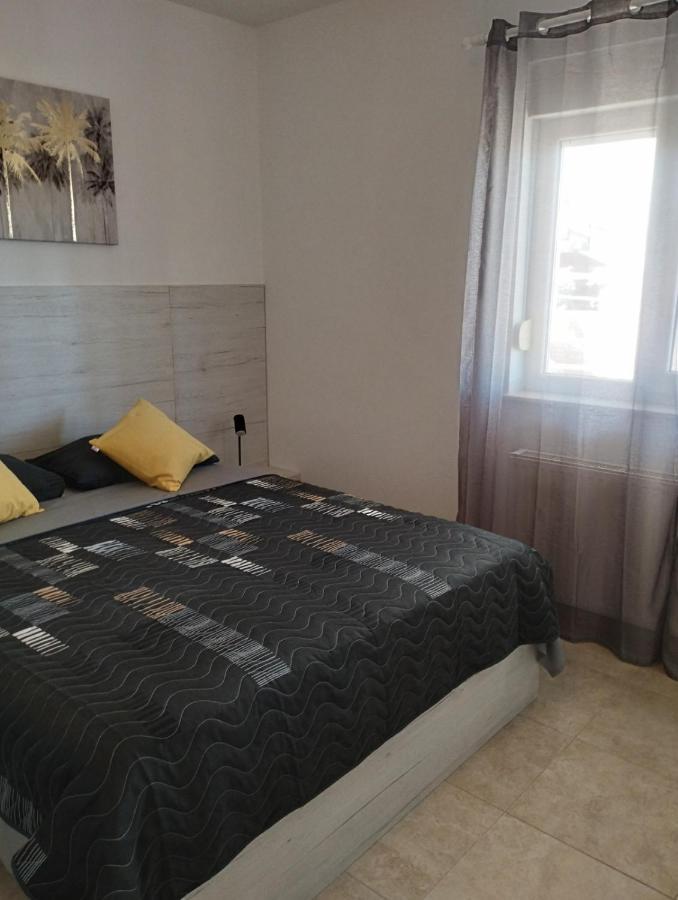 Apartmani Lucica Jezera Esterno foto